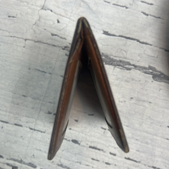 Louis Vuitton - ID/Card Holder - Bi-Fold - Picture 4 of 10